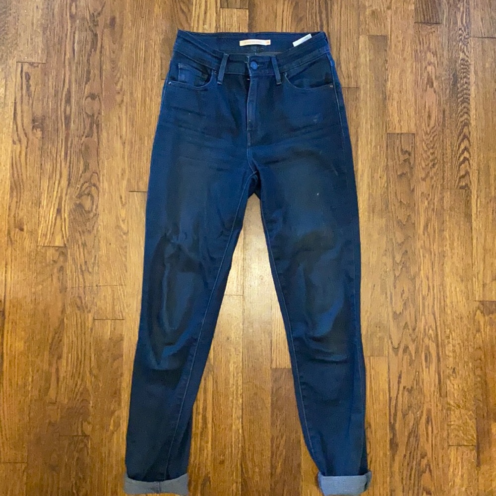 Levi’s 721 high-rise skinny jeans